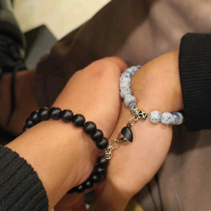 Magnetic Couple Bracelet ❤️ Glow in Dark Love Bracelet